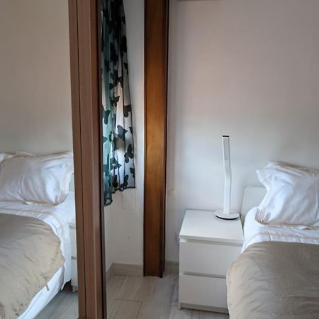 Apartament Free Wifi -Estrela Lapa- Tram 28 Lizbona Zewnętrze zdjęcie